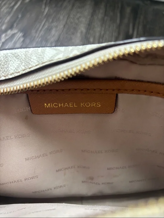 Michael Kors Beige and Gold Logo Interior Wristlet - Picture 2 of 2